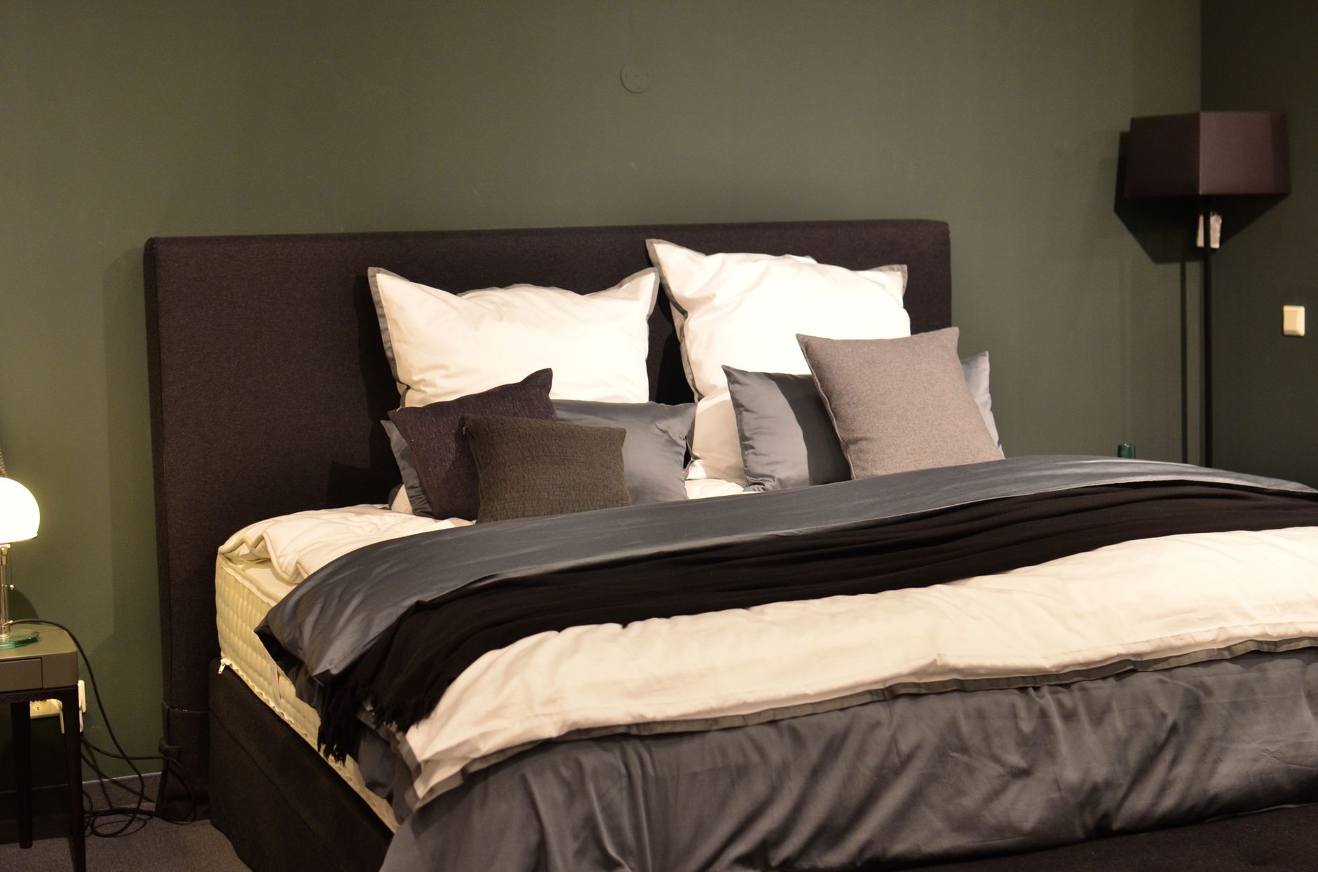Boxspringbett Einzelteile – Matratze, Basis und Kopfteil – ideal für das Boxspringbett online kaufen